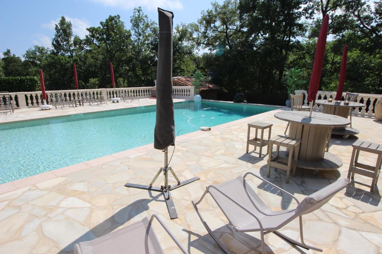 Villa Jalna Chambre, Suites Et Appartement Roquefort Les Pins Bagian luar foto
